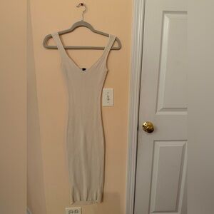 Windsor Cream V-Neck Bodycon Dress